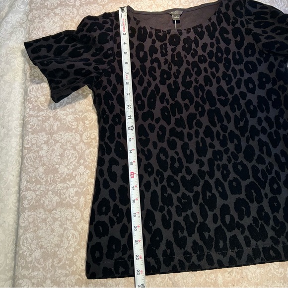 Ann Taylor ~ new ~Black Leopard Animal Print Flocked Stretch Top in Small Petite - Picture 8 of 11